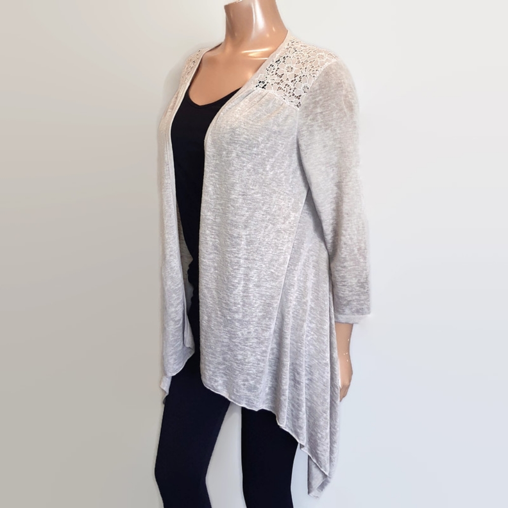 ELENA BALDI Floral Lace Open Front Cardigan Long Sleeve Hankerchief Hem Taupe